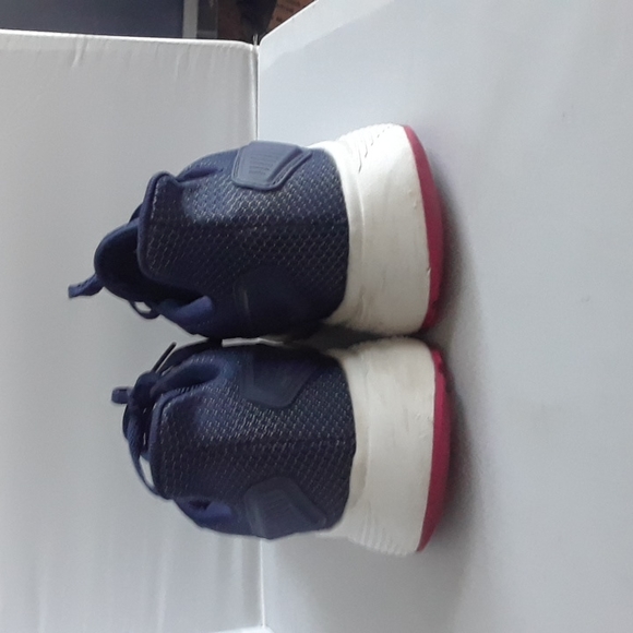 COPY - ADIDAS SHOES WOMEN. - Picture 3 of 7